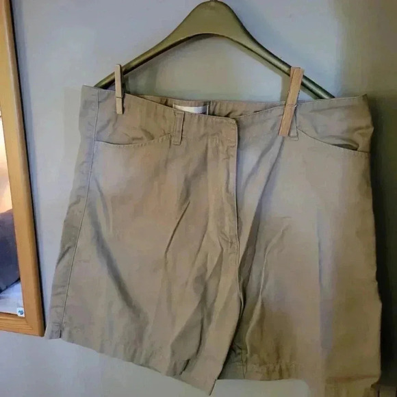 Jones New York Beige Shorts size 12 cotton - Picture 8 of 9